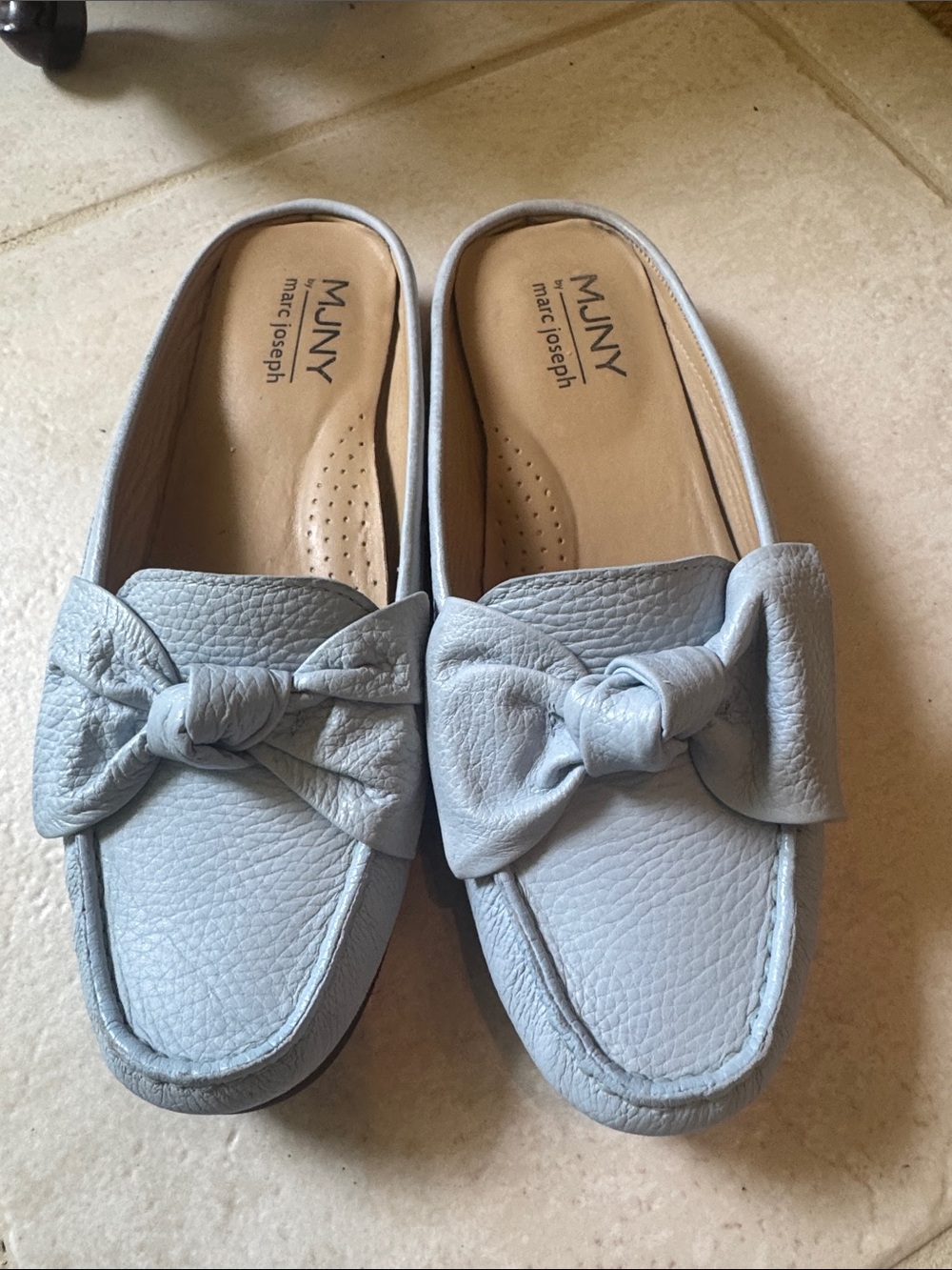 MJNY Marc Joseph New York Genuine Baby Blue Tumbled Leather Diane Street Mule 9